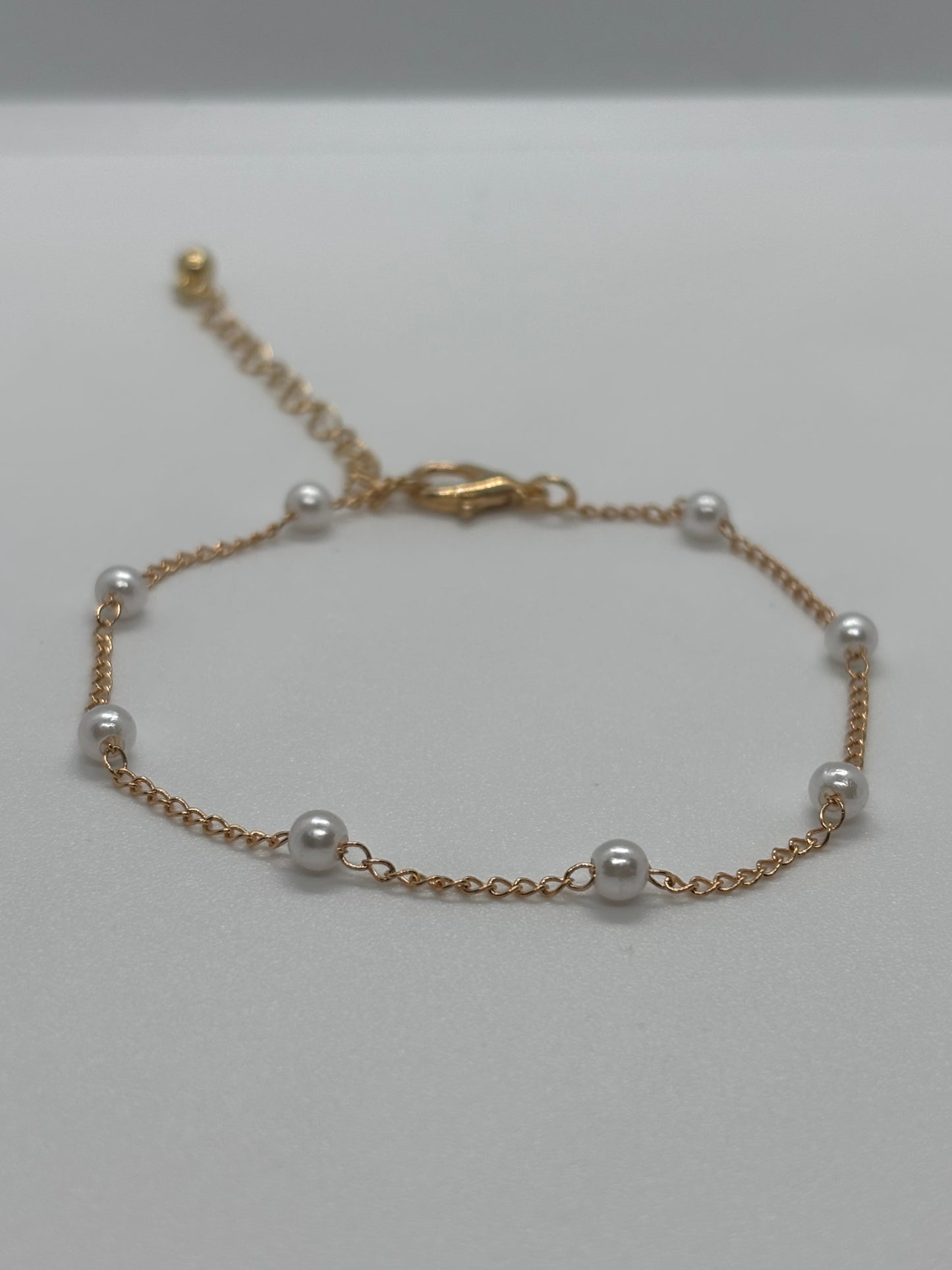 Gold Bracelet with Pearls